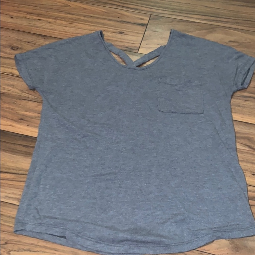 Tee